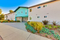 Aqua South Apartments