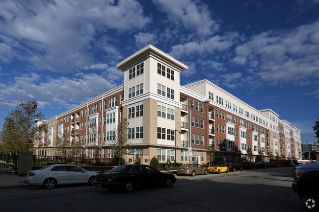 Jefferson Square Apartments