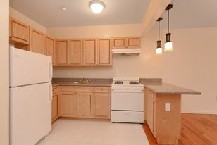 38 Hilton Ave Garden City NY Apartments