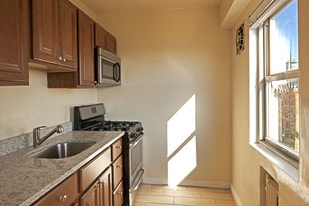 Skyline Towers Apartments