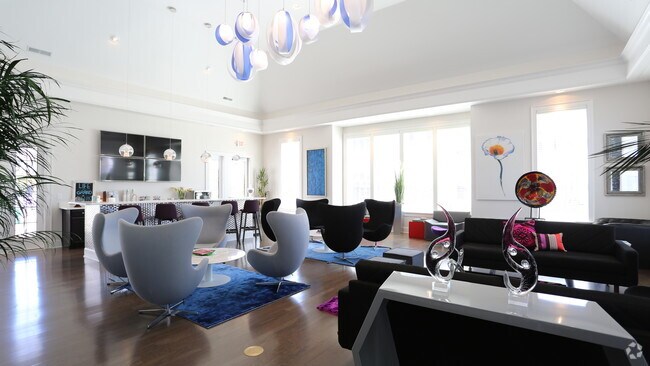 Grand at Polaris Apartments