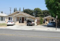 360 Moorpark Ave Apartments