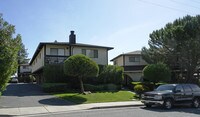 2015 Ascot Dr Apartments