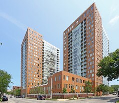 Park Lafayette Towers Apartments