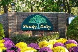17 Honeysuckle Ln Red Bank NJ Apartments
