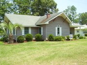 3 Bedroom Single-Family Home for Rent $900