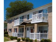The Oaks on Lincoln Apartments