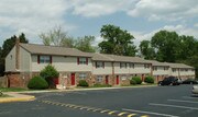 Crystal Lakes Apartments