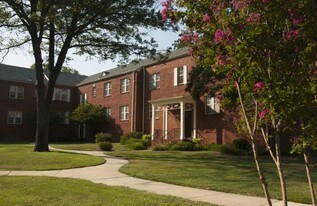 Kaywood Gardens Apartments