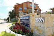 Arium Towne Lake Apartments