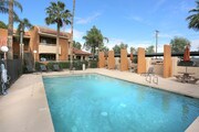 La Paloma Apartments