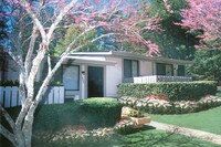 Willow Lakes Apartments