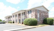 Colonial Plaza Apartments