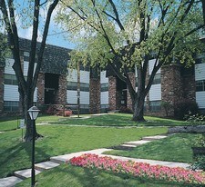 Randolph Square Apartments