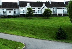 Sterling Hills Apartments