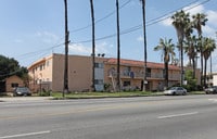 Royal Garden-Vanowen Apartments