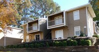 River Oaks Apartments