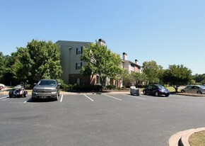 Litchfield Oaks Apartments