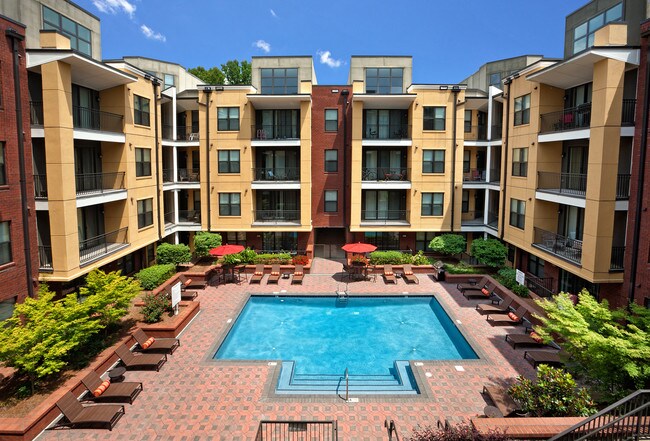 Cielo Apartments