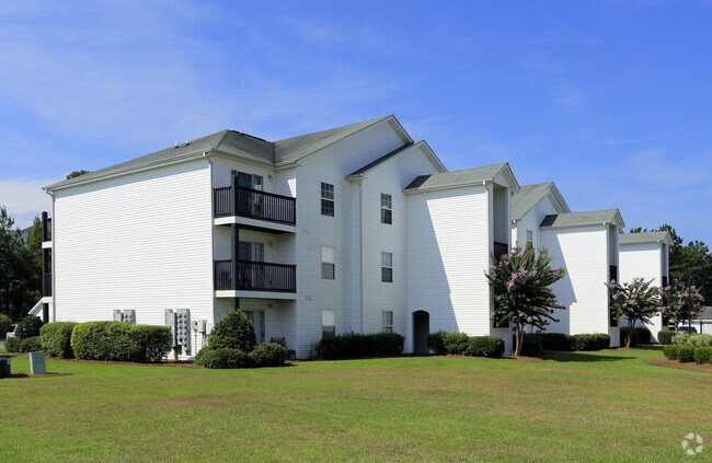 Claypond Commons Apartments