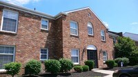 Olde Towne in Kenwood Apartments