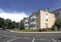 5 Woodman Way Apartments