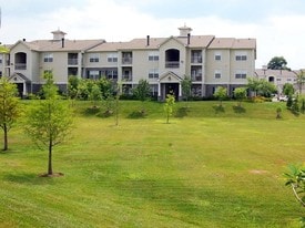 Stoneridge Farms Apartments