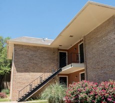 2012 Taxco Rd Fort Worth TX Apartments