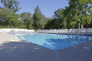 Cedars at Medford Apartments