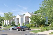 Saddle Rock Apartments