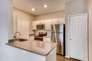 Mountain Gate Apartments