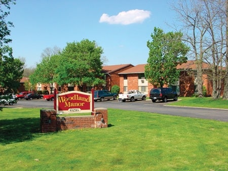 Woodland Manor Apartments