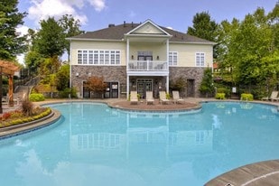 Dawson Forest Apartments