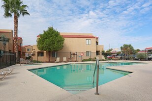 Puesta Del Sol Apartments