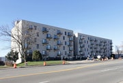 Knollwood Towers East Apartments