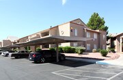 Woodlake Villas Apartments