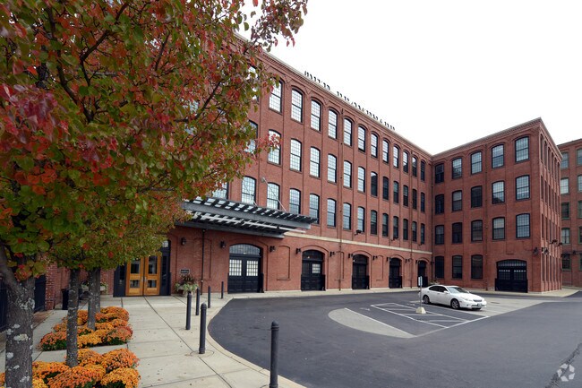 The Promenade (located at the Foundry) Apartments