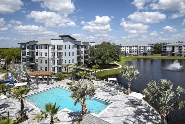 Pearce at Pavilion Apartments
