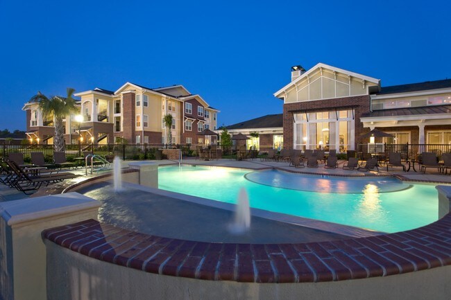 Beacon Lakes Apartments