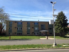 13970 Superior Rd East Cleveland OH Apartments