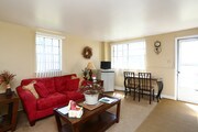Hollinswood Townhouses Apartments