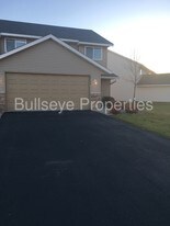 3 Bedroom Townhome for Rent $1350