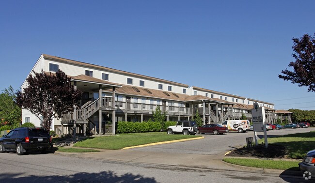 royal oaks apartments royal oaks apartments