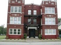 1123 N Main St Apartments