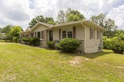 3 Bedroom Single-Family Home for Rent $925