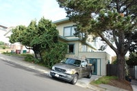 915 Taylor St Apartments