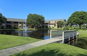 Courtyard On The Green Apartments