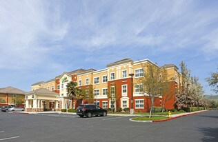 Furnished Studio – San Jose - Edenvale - S... Apartments