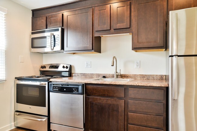 Lake Village Townhomes Apartments