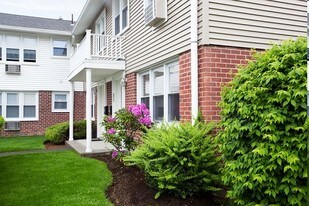 Mayflower Townhomes Apartments